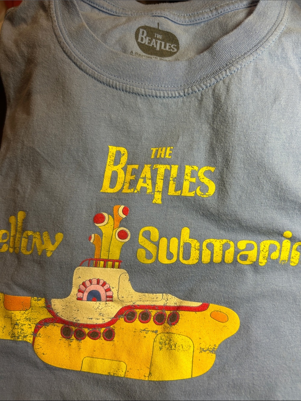 The Beatles 2020 Apple Corps Yellow Submarine Graphic Tee Men’s Large GUC